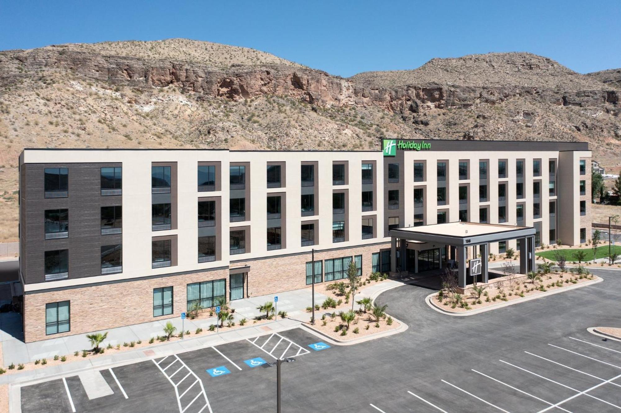 Holiday Inn La Verkin - Zion Park By Ihg Bagian luar foto